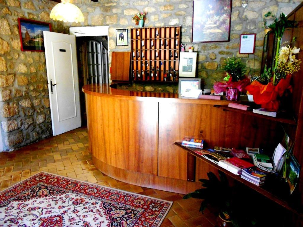 Hotel Restaurant Du Moulin De Barette Blavozy Ngoại thất bức ảnh